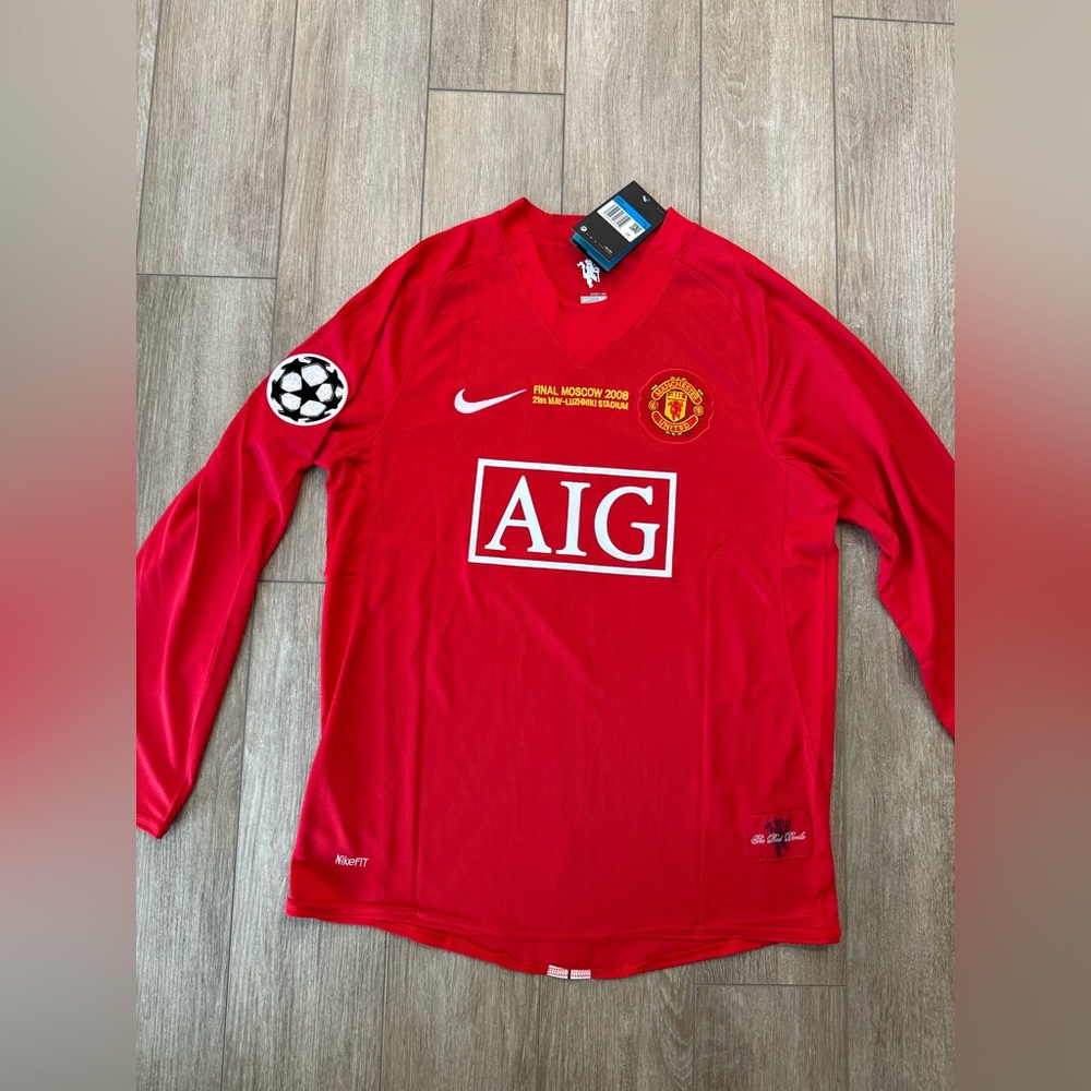 Retro Man United Cristiano Ronaldo 7 - Picture 2 of 6